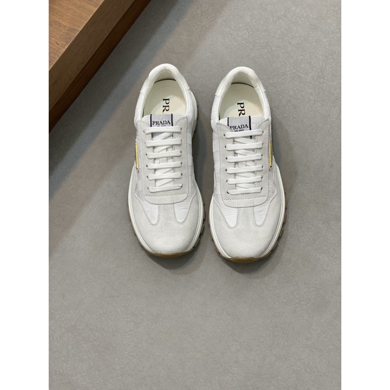 Pra*a casual shoes